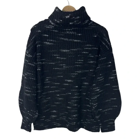 Varley Marlena Dalmatian Knit Sweater Small runs big NWT